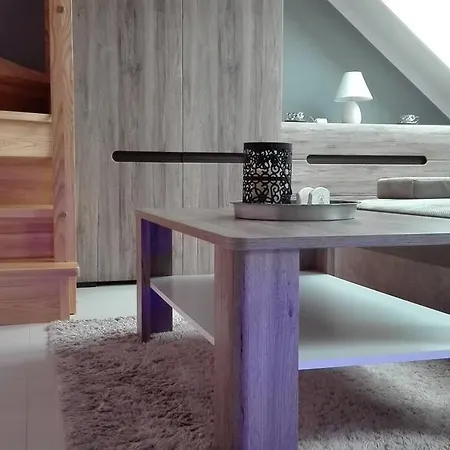 Monika Z Widokiem Na Morze *