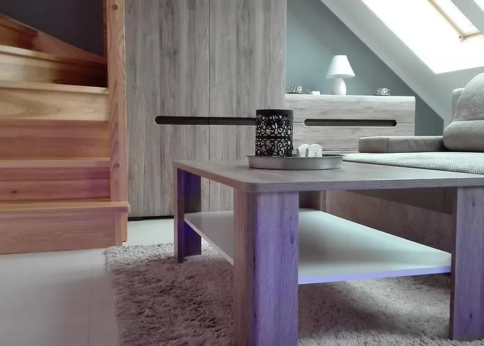 Monika Z Widokiem Na Morze *