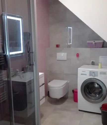 Monika Z Widokiem Na Morze * רבאל